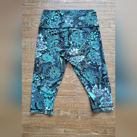 Lululemon Capri Leggings - Picture 4 of 8